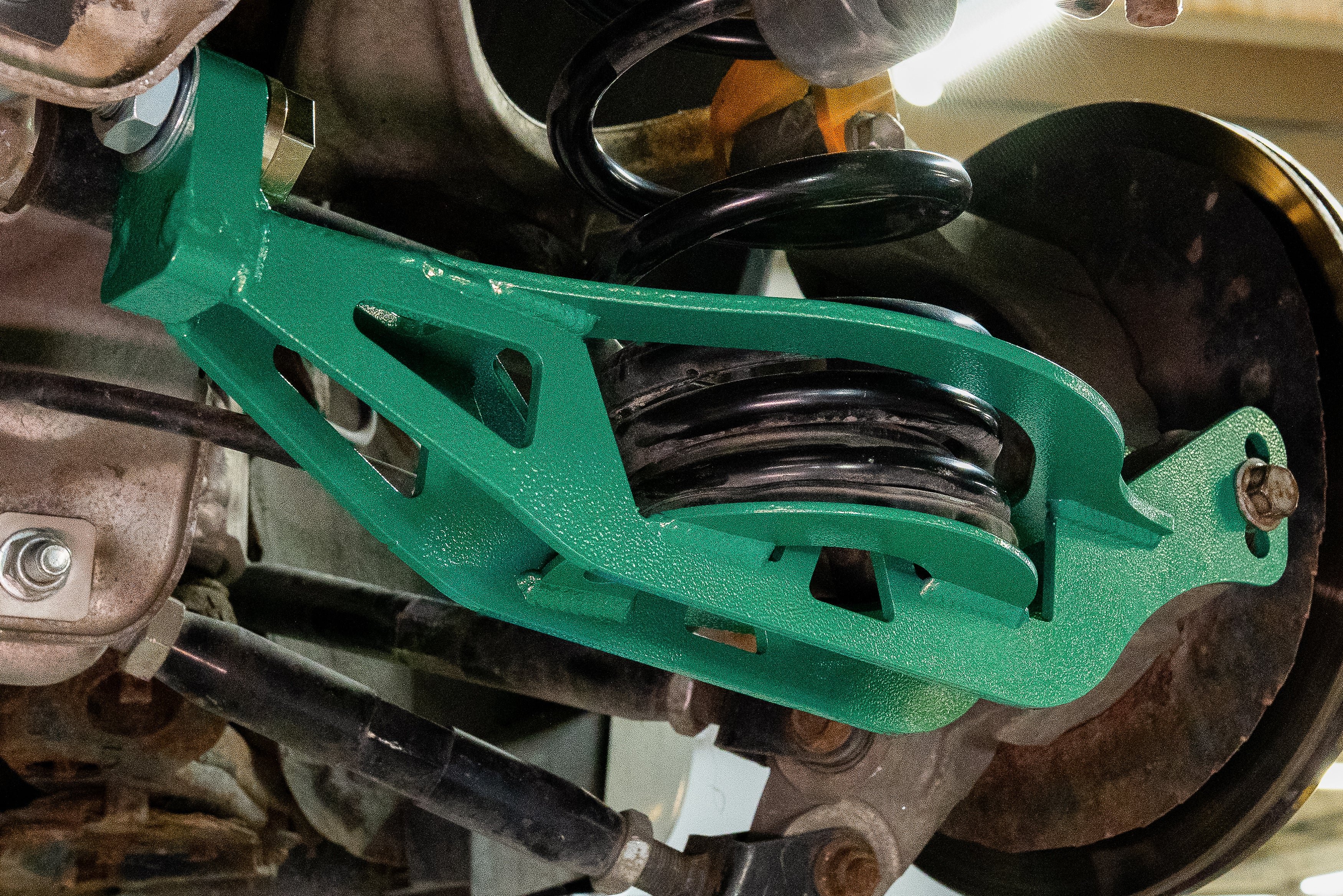 Nissan 350Z/G35/370Z/G37 Rear Mid Link (Spring Arm) - Image 4