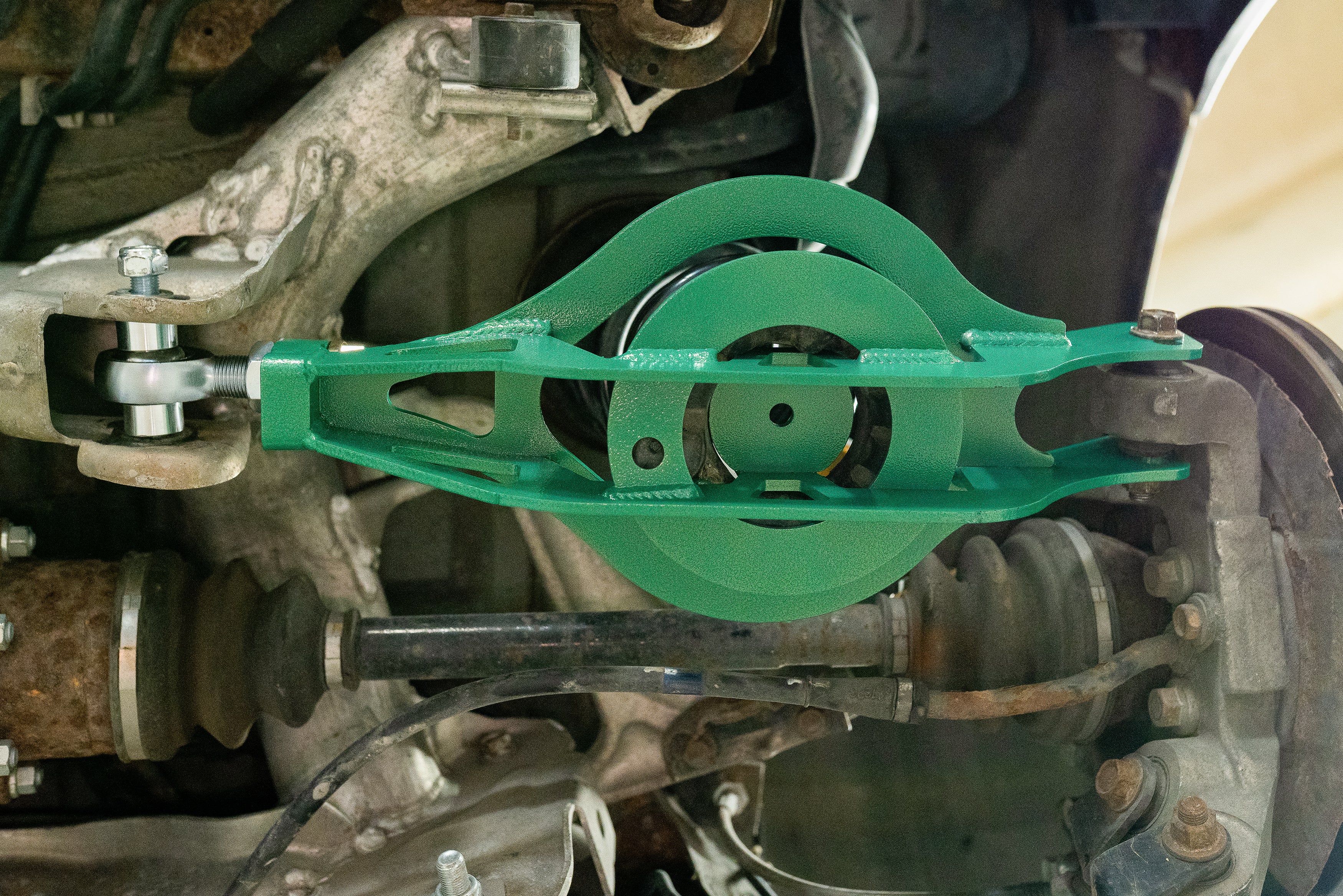 Nissan 350Z/G35/370Z/G37 Rear Mid Link (Spring Arm) - Image 6