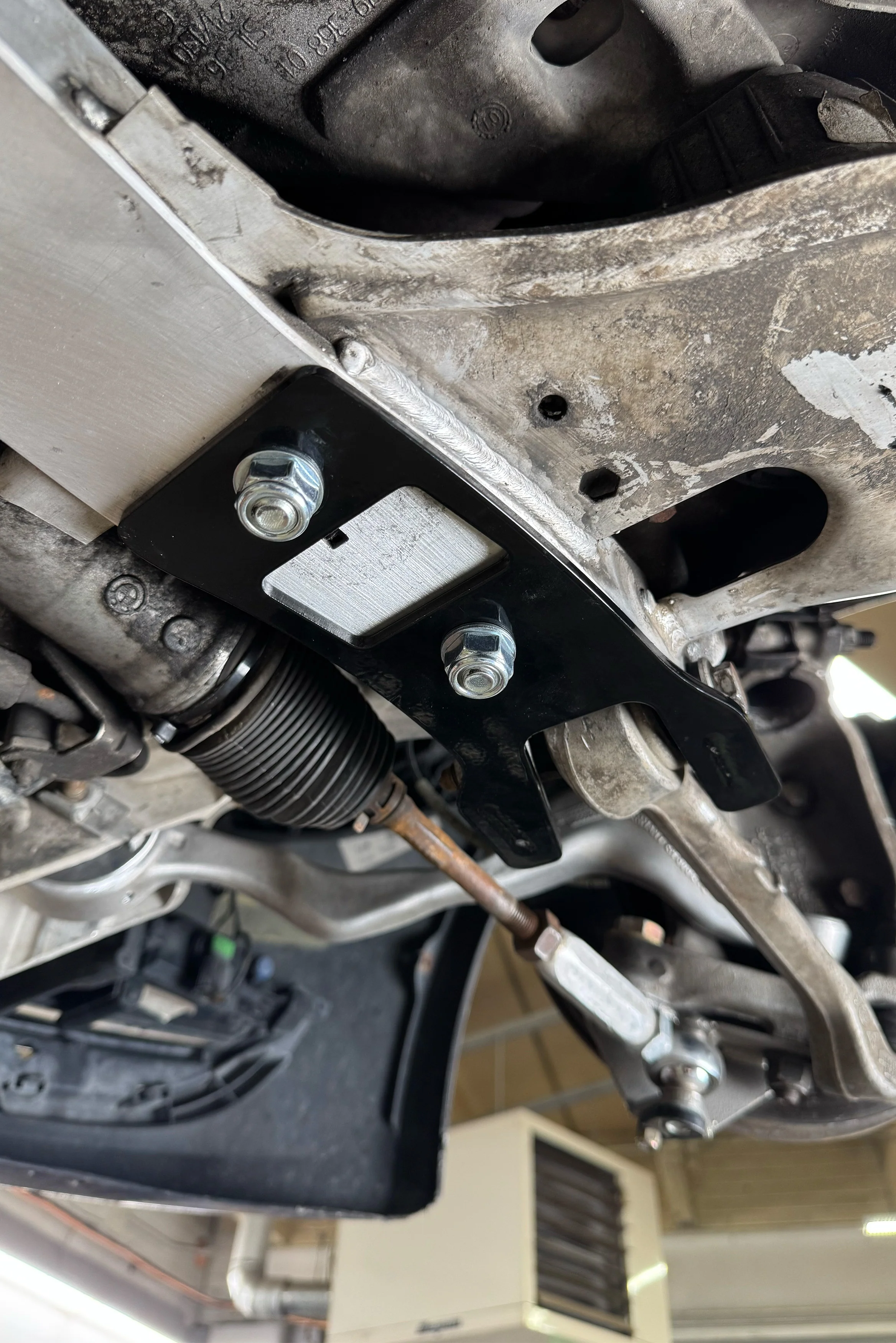 BMW E8x E9x Subframe Brace - Image 6